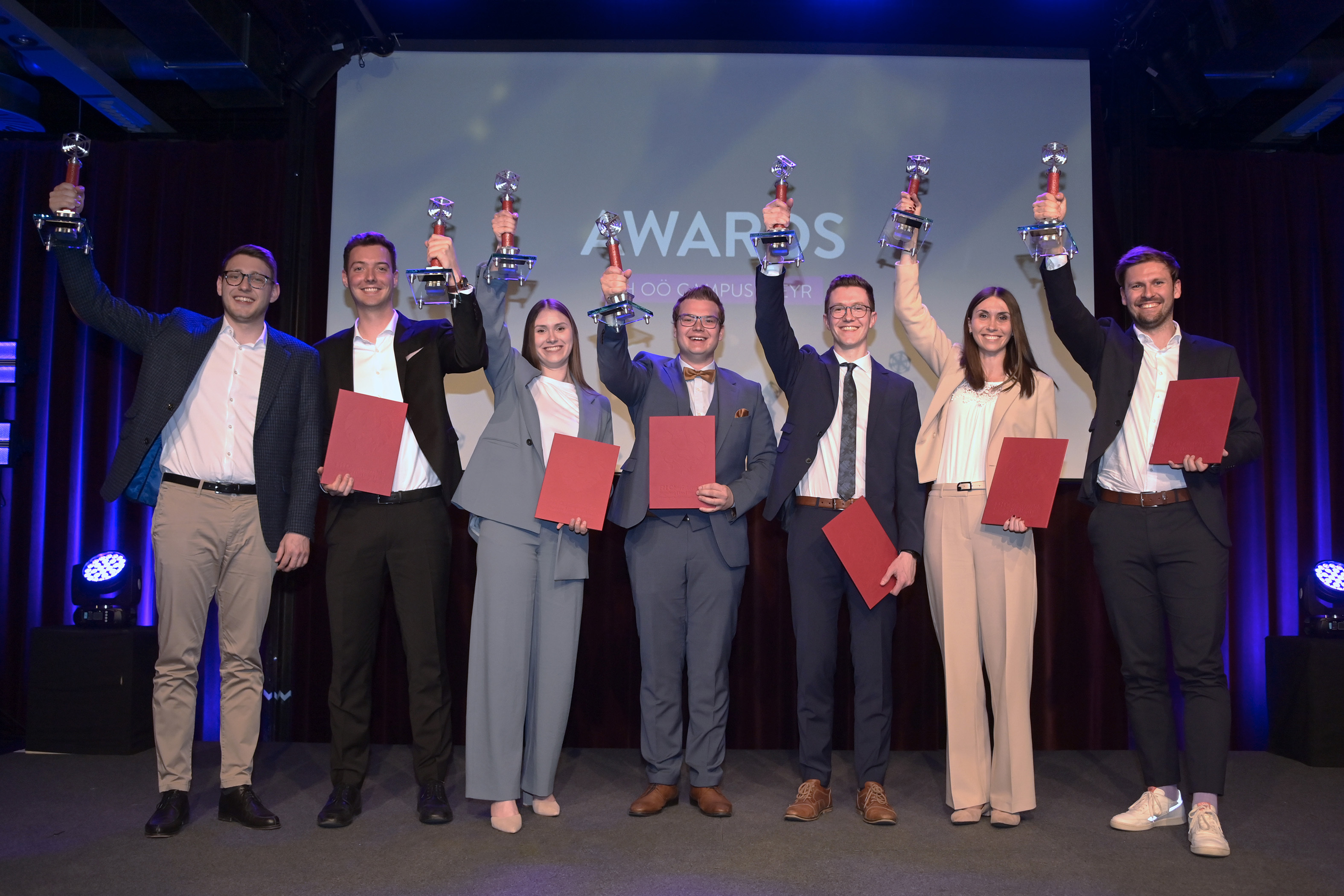 Gruppenfoto der Chimney Awards Preisträgerinnen und Preisträger