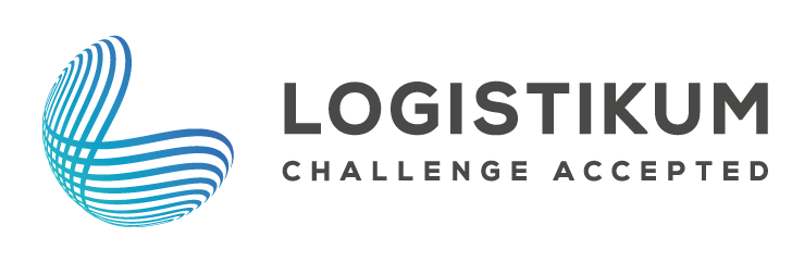 Foto des Logos des Logistikum. Das Logo zeigt den Schriftzug „Logistikum“, darunter steht der Slogan „Challenge Accepted“ in einer modernen Schriftart